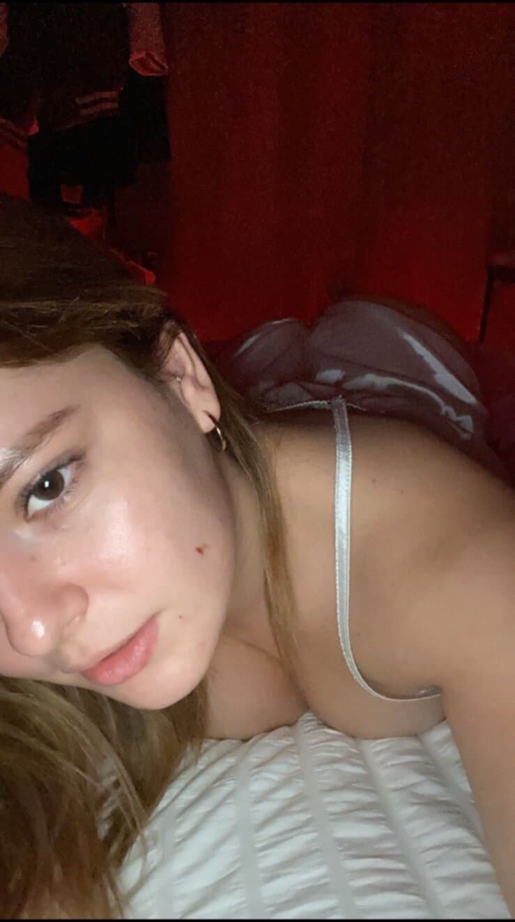 Sofía Gutierrez Sanchez 24 Costa Rica, she wants to be a famous webslut