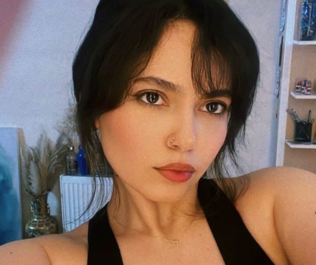 Middle eastern Hottie