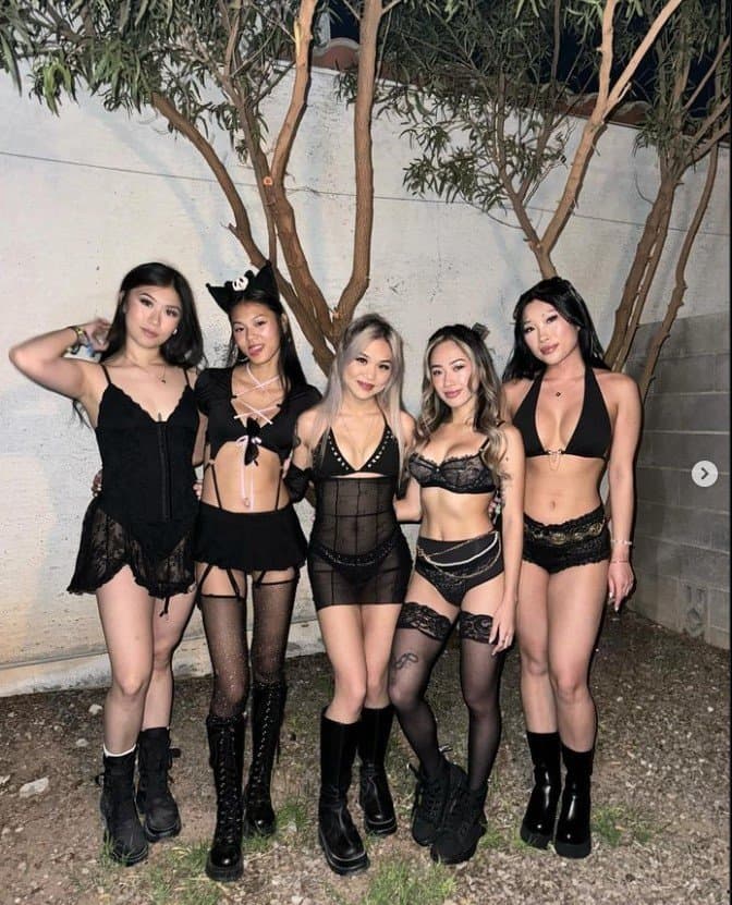 Click to view full size Asian sluts round 6