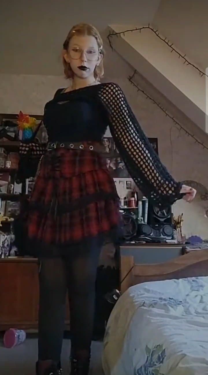 Taylor.grvs french teen creepshot (trib liked)