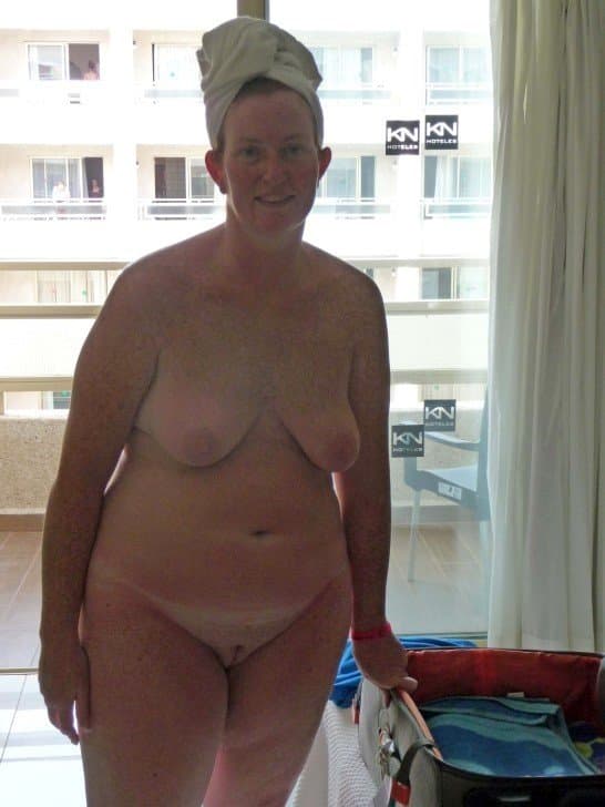 Maria gets her wife and mom cunt fucked part 1