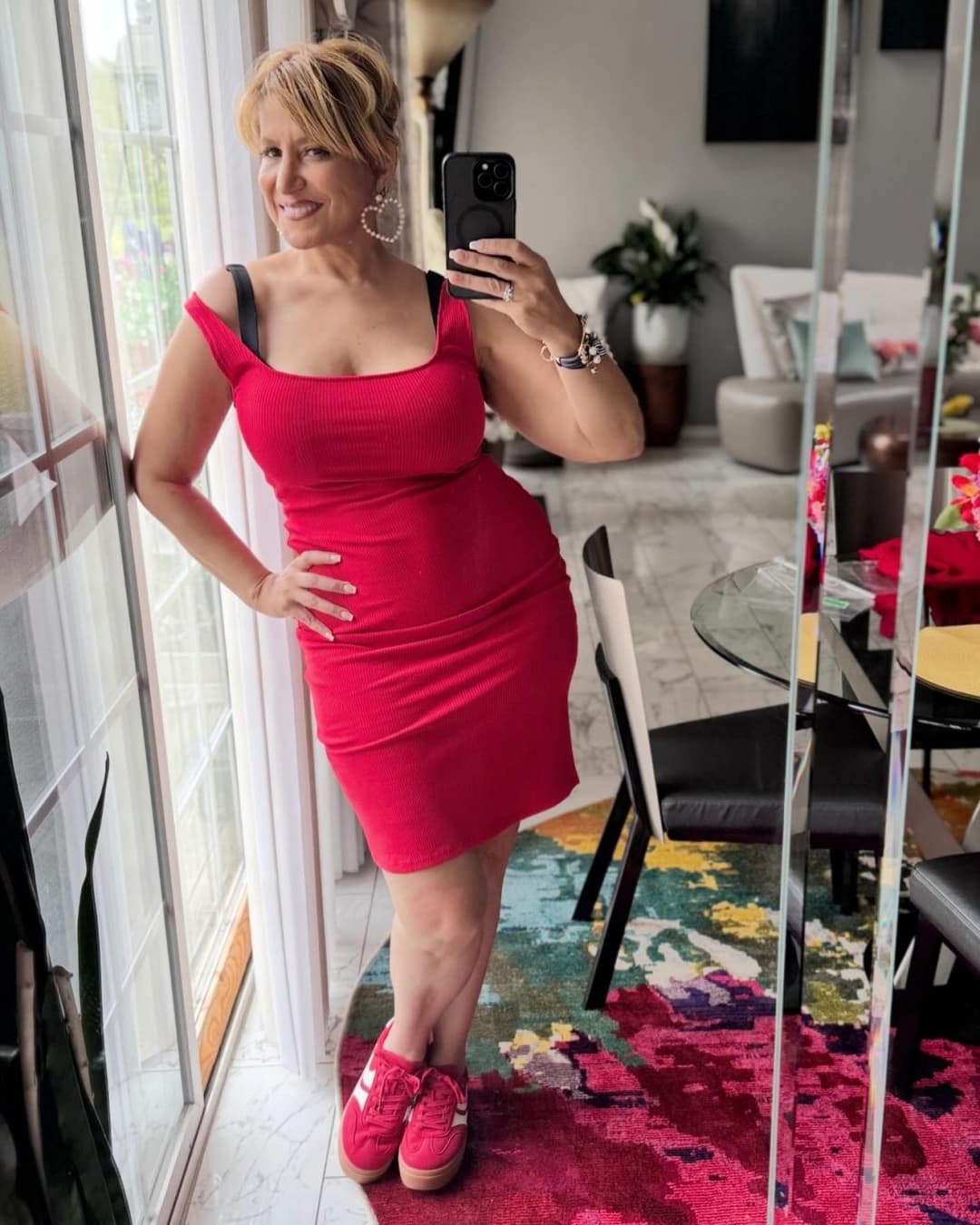Thick Gilf flight attendant 3