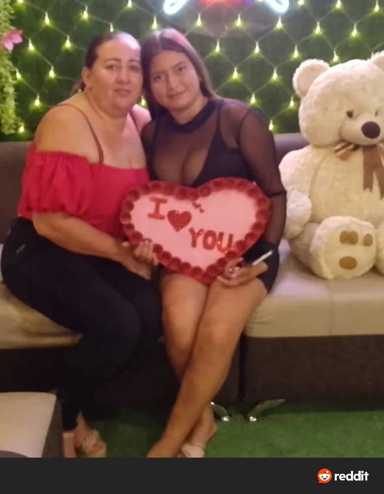 Kriss chachi tetona rica