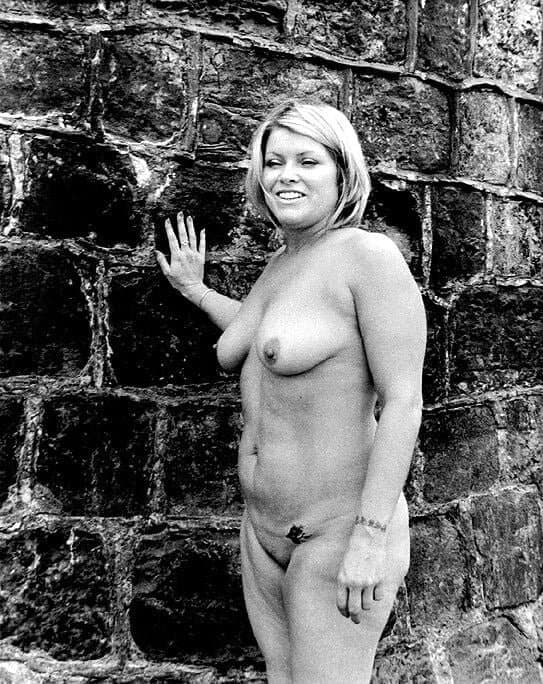 Uk blonde milf kerry from Thanet