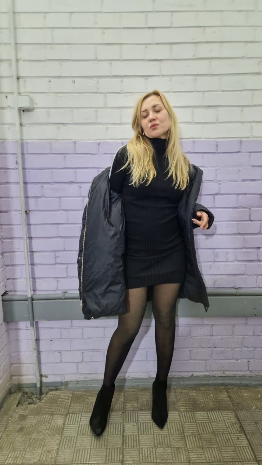 Click to view full size Do you know where was your wife last night ?