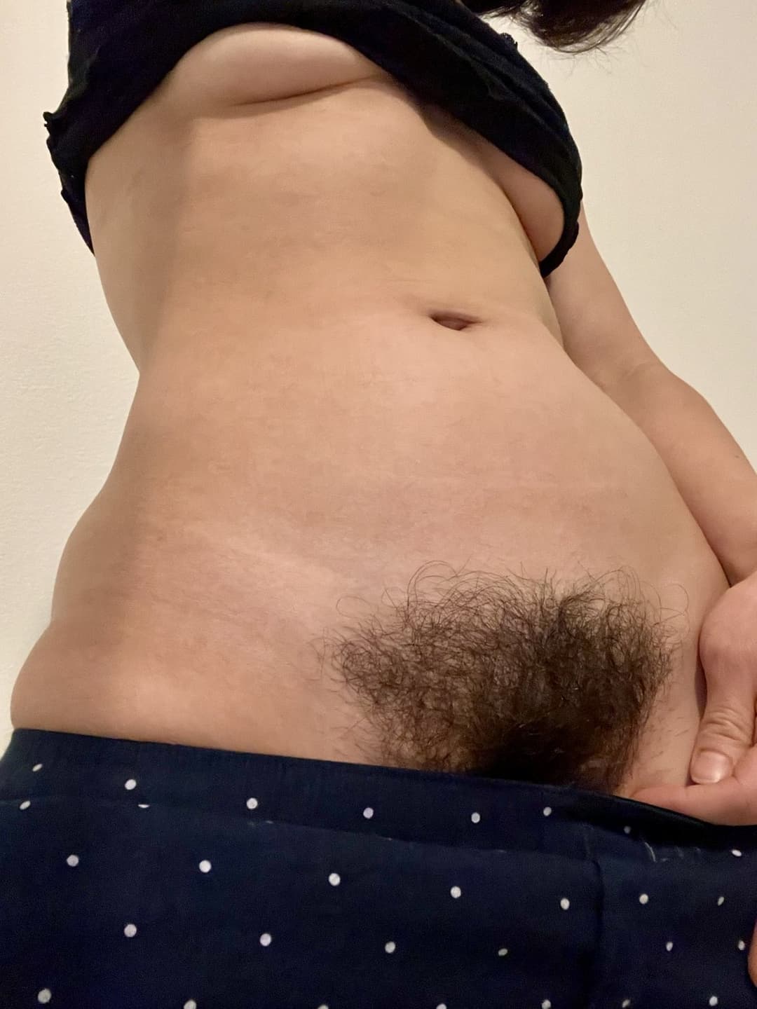 25-0353 - Muscles and Full Bush