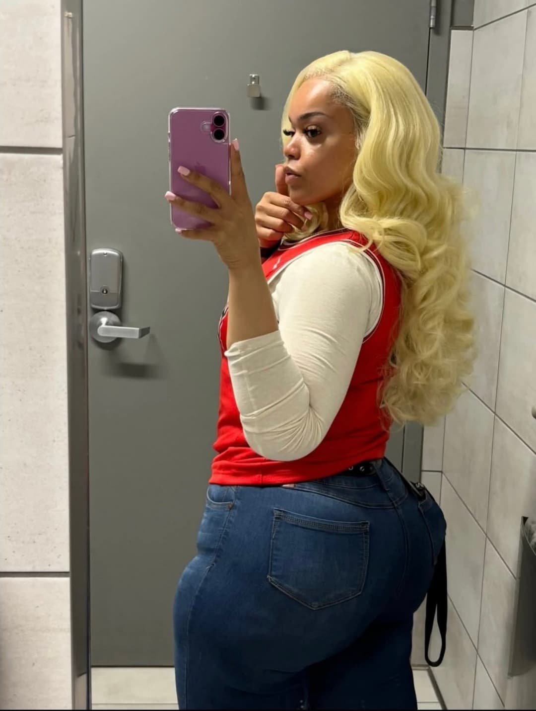 THICK CURVY EBONY BIG BOOTY