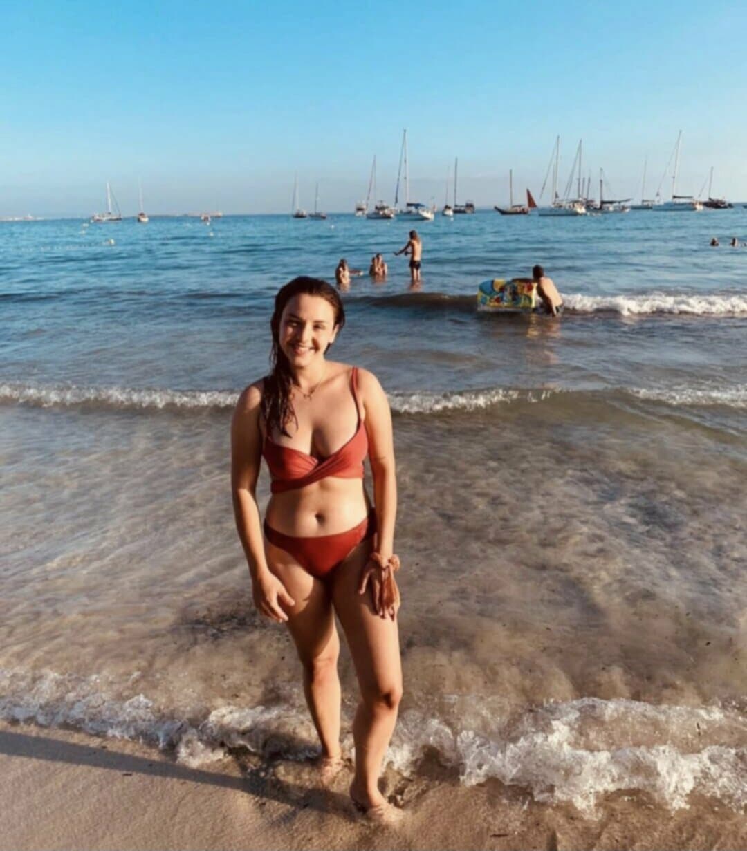 N4G0R3 - 33yo Slut Wife - Given Freely by her Hub