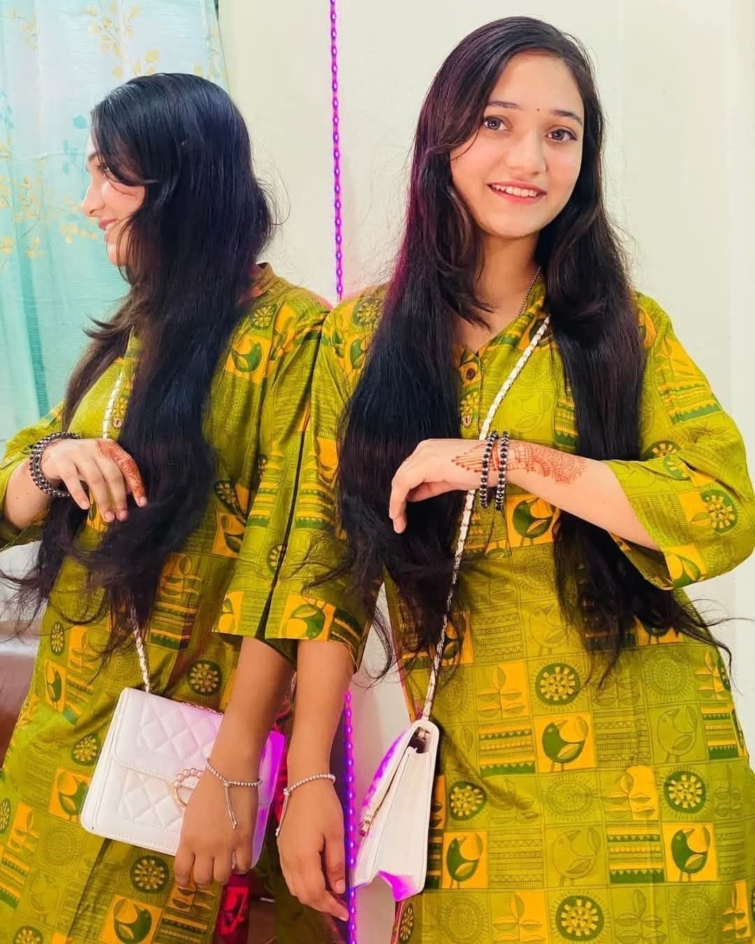 Desi Indian Slim Cute Beautiful Village Girl Sexy Full Nude Dress Strip & Mastrubate