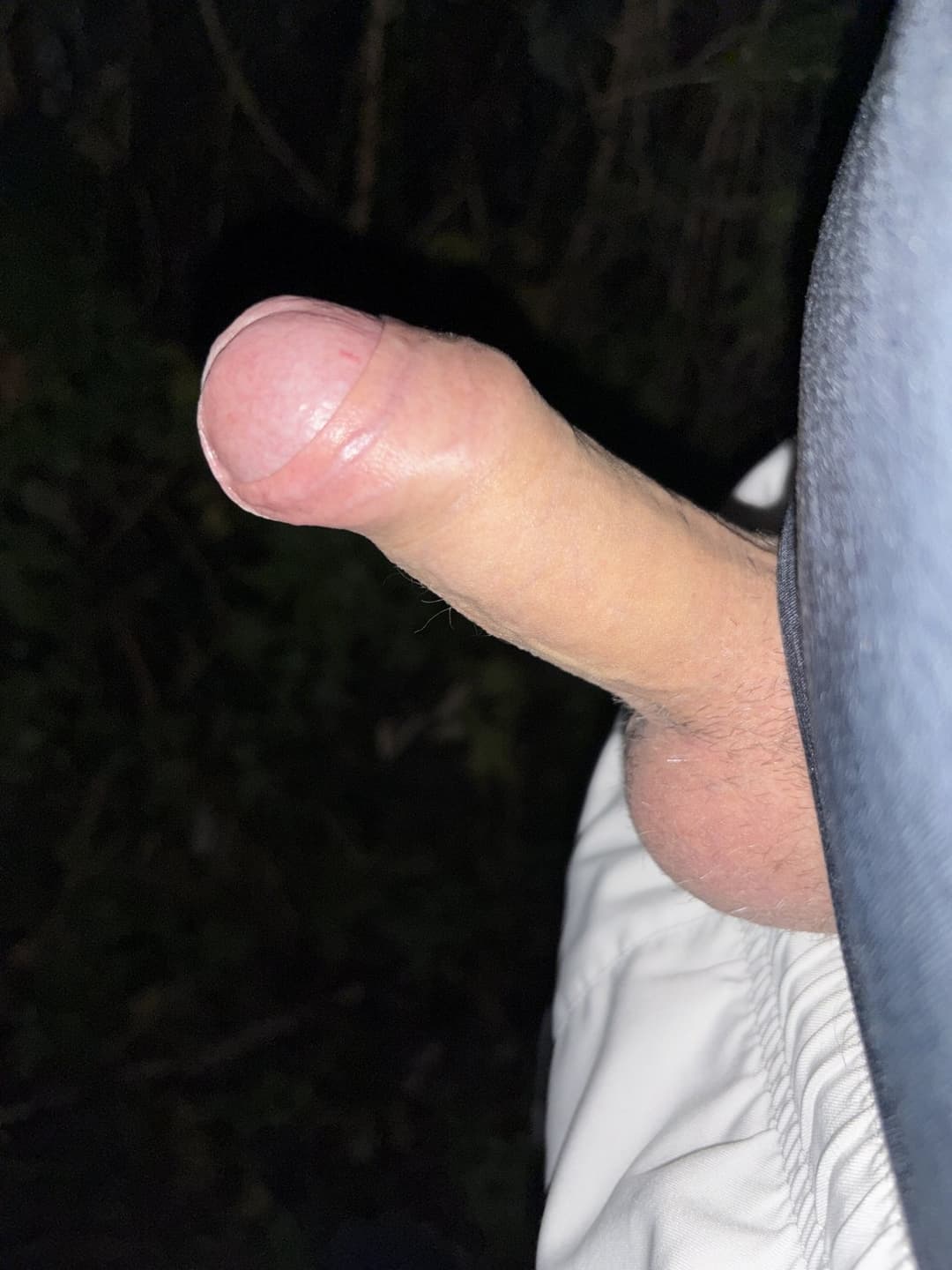 Jerking in the public park