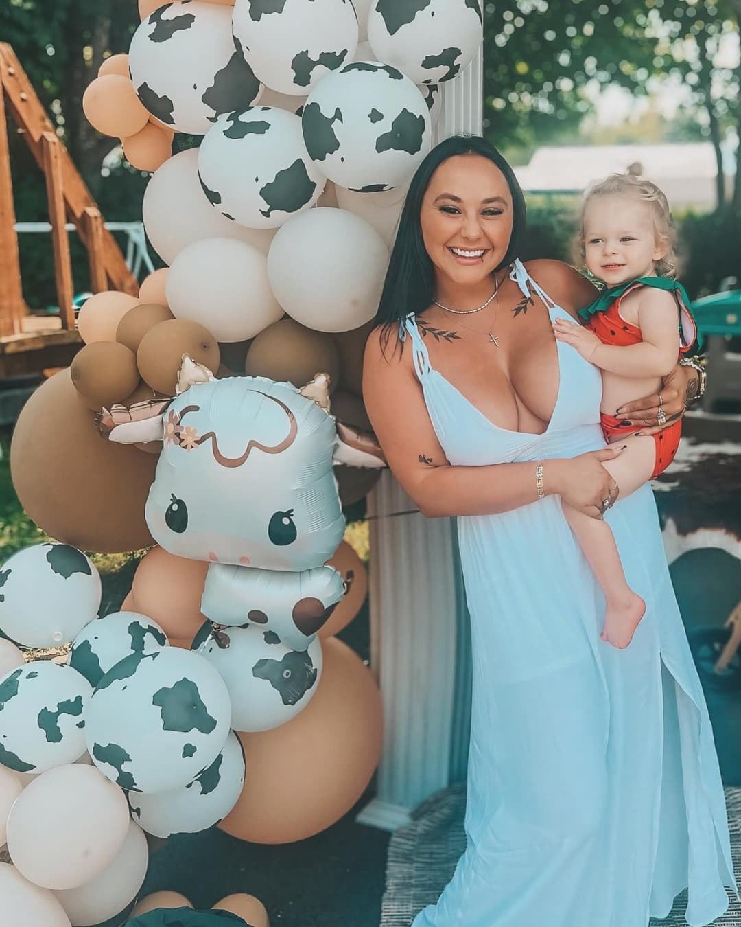 French Canadian Realtor Tatted Baddie