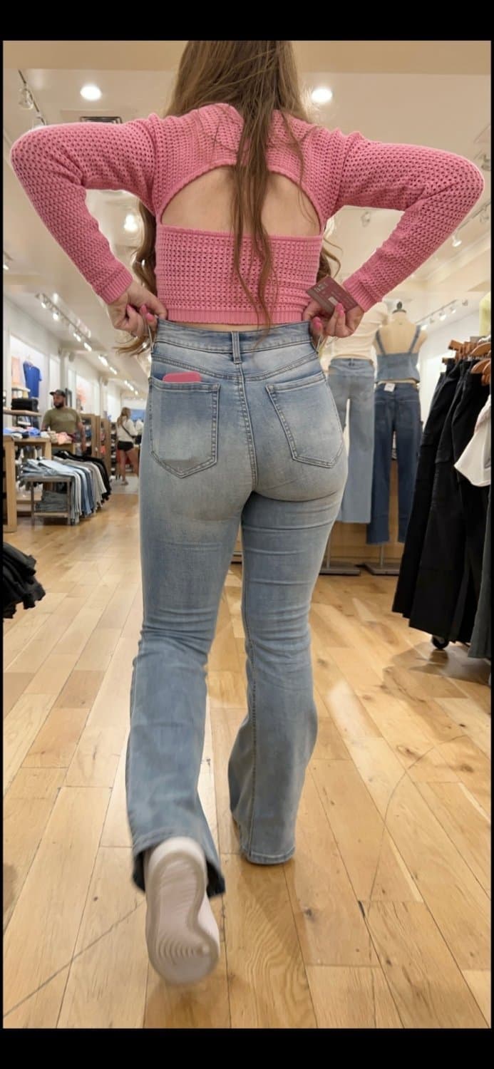 Insane Tight Pawg Brunette