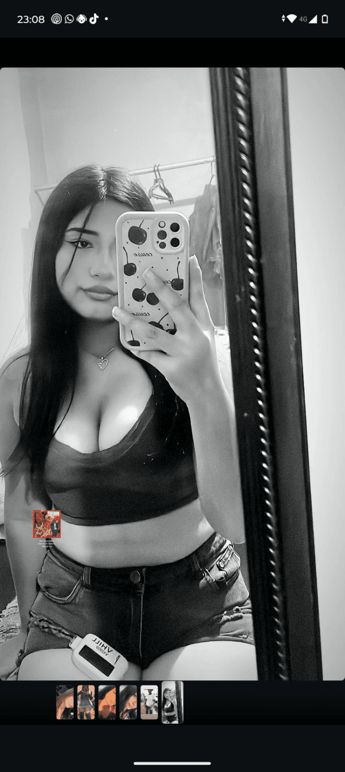 Putita, para que se saquen mucho semen con sus fotos