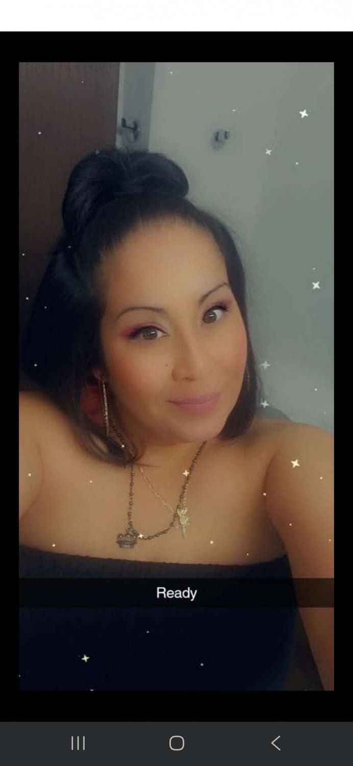 a slutty family that got submitted, send your family or irls if you want em shared like these whores