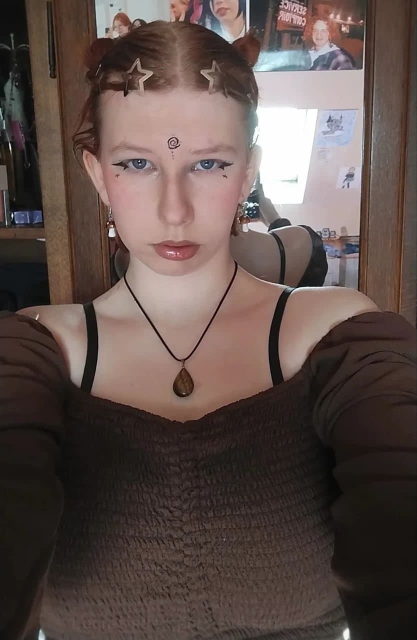 Taylor.grvs french teen creepshot (trib liked)