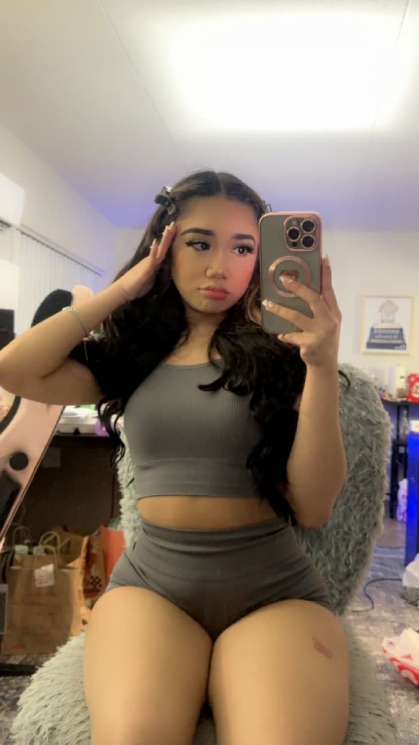 Click to view full size Sexy petite ABG teen Cece