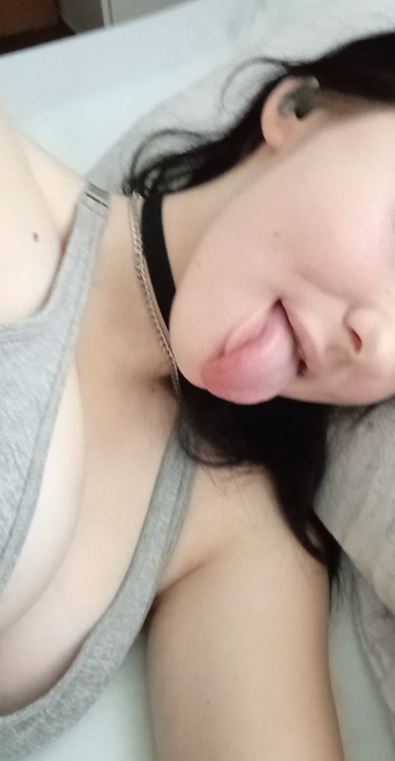 Teen girl repost it in your Profile