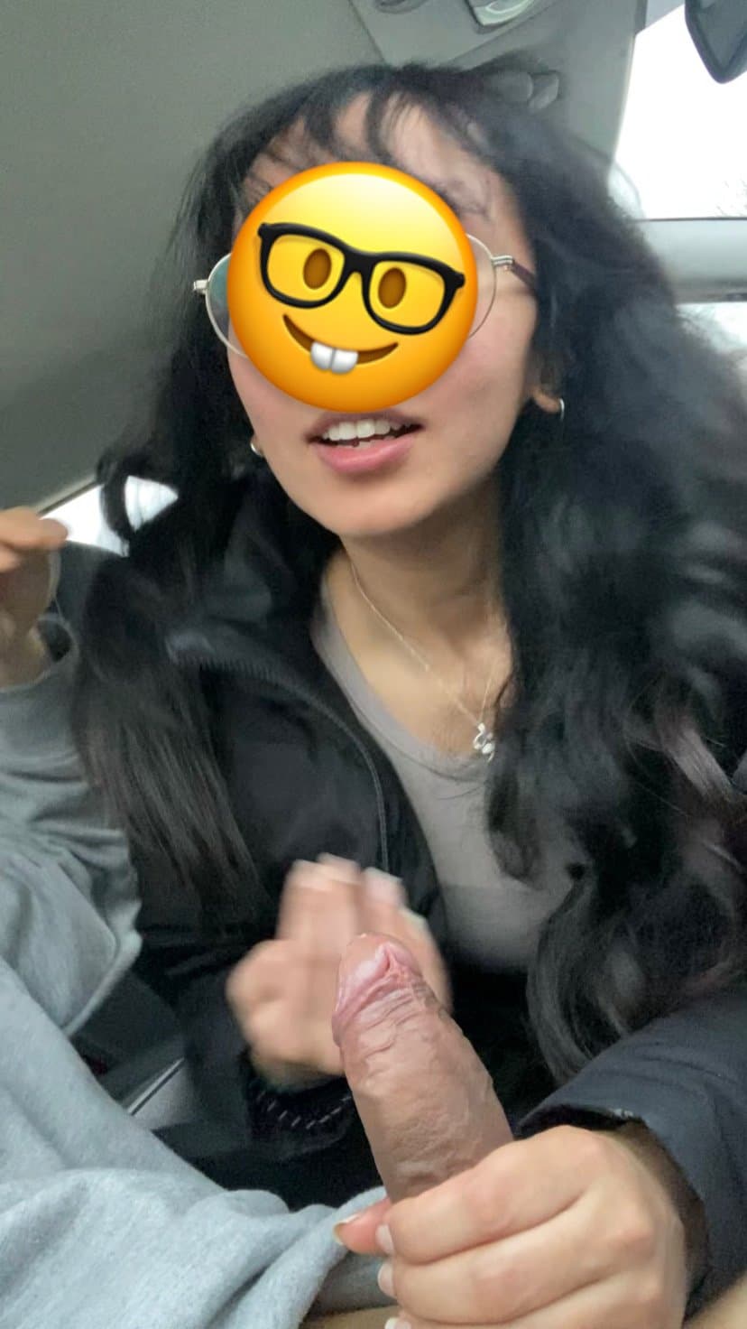 Click to view full size Asian nerds slurp & clean dick