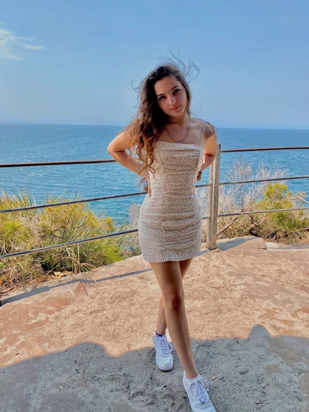 English-Brazilian slut Luiza