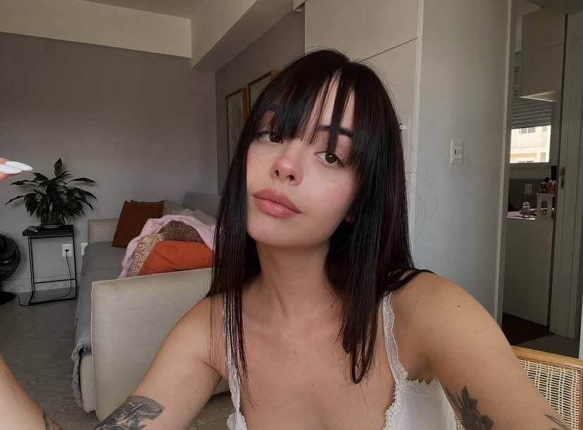 Young hot slut, amazing faceporn. Big boobs