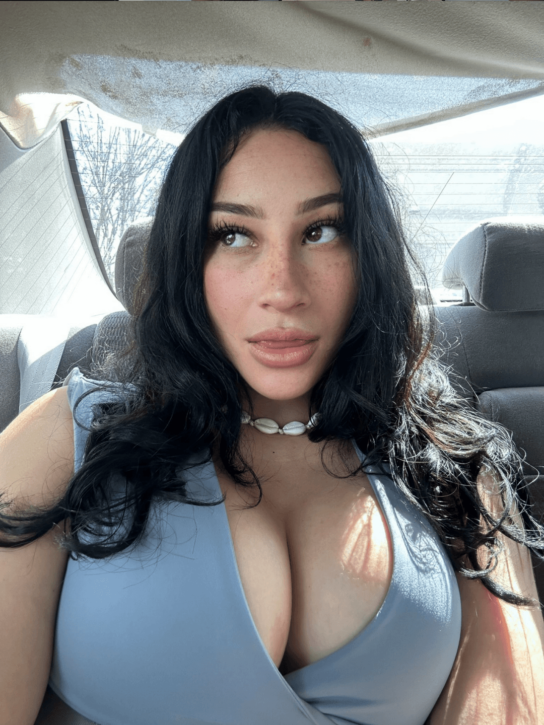 Roxx:e R:vers / Snobunni Badd:e