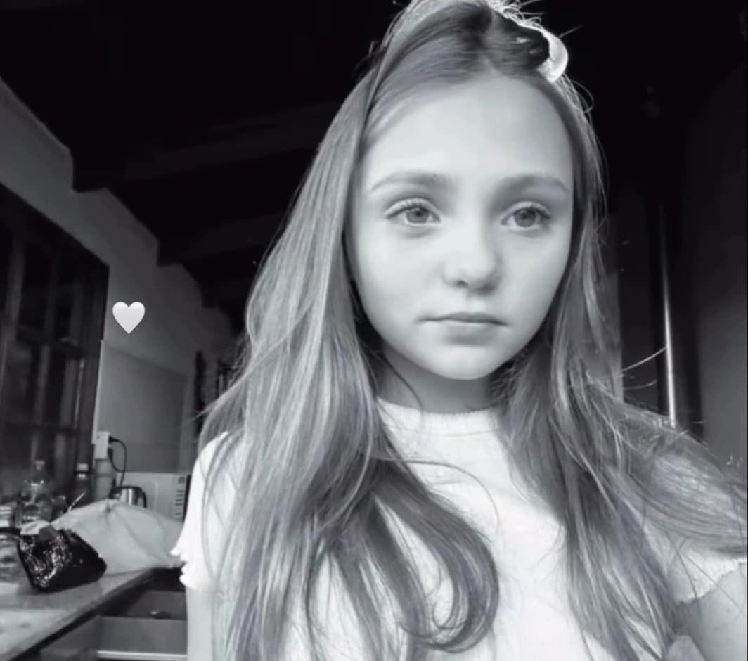 Perrita rubia de Temuco, colegio Alemán