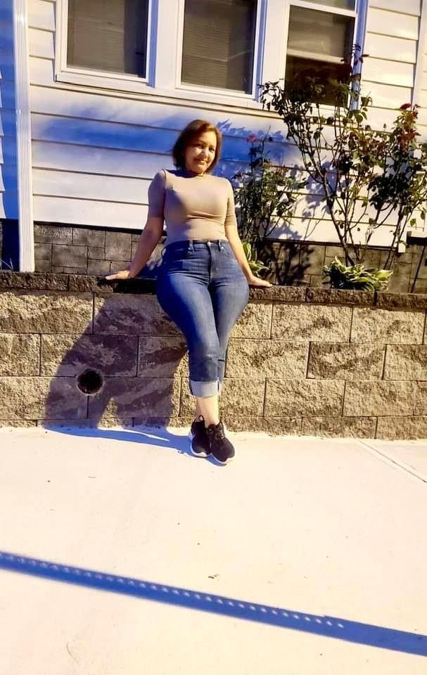 Amazing Latina milf with best hips and curves all natural