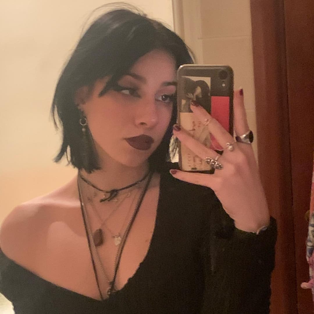 Goth girl needs someone to fill her face with cum
