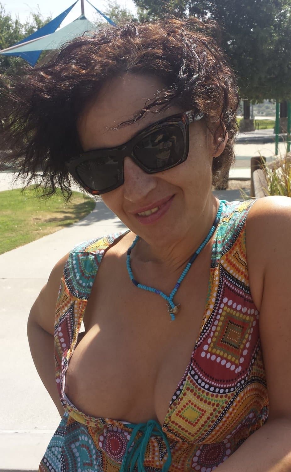 Click to view full size Fit Mature Trophy Wife Dressed Undressed Posing