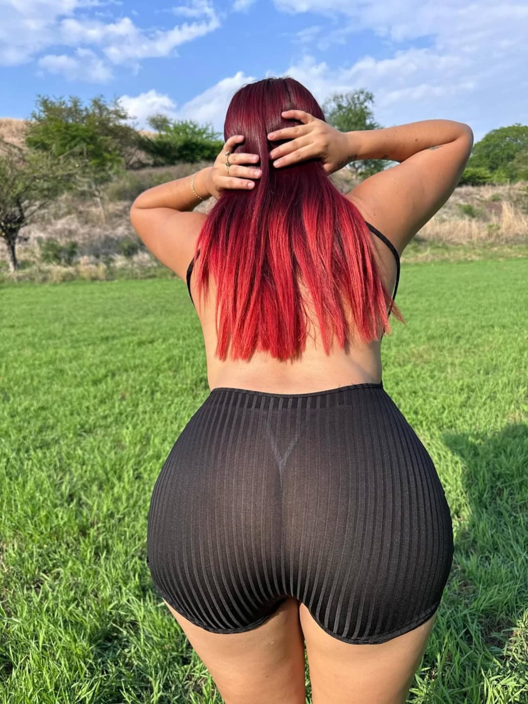 Click to view full size 3 hermosas chicas