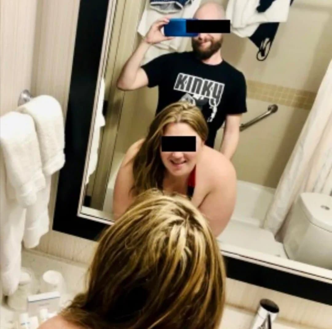 Married BBW girlfriend sucks the best dick