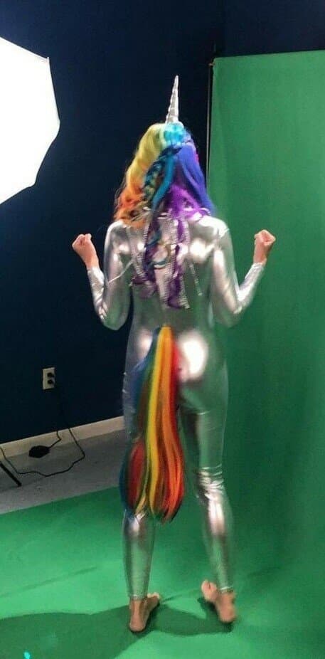 Elizabeth milf vocal coach