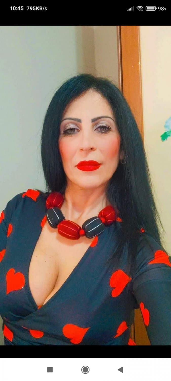 Amica puttana italiana