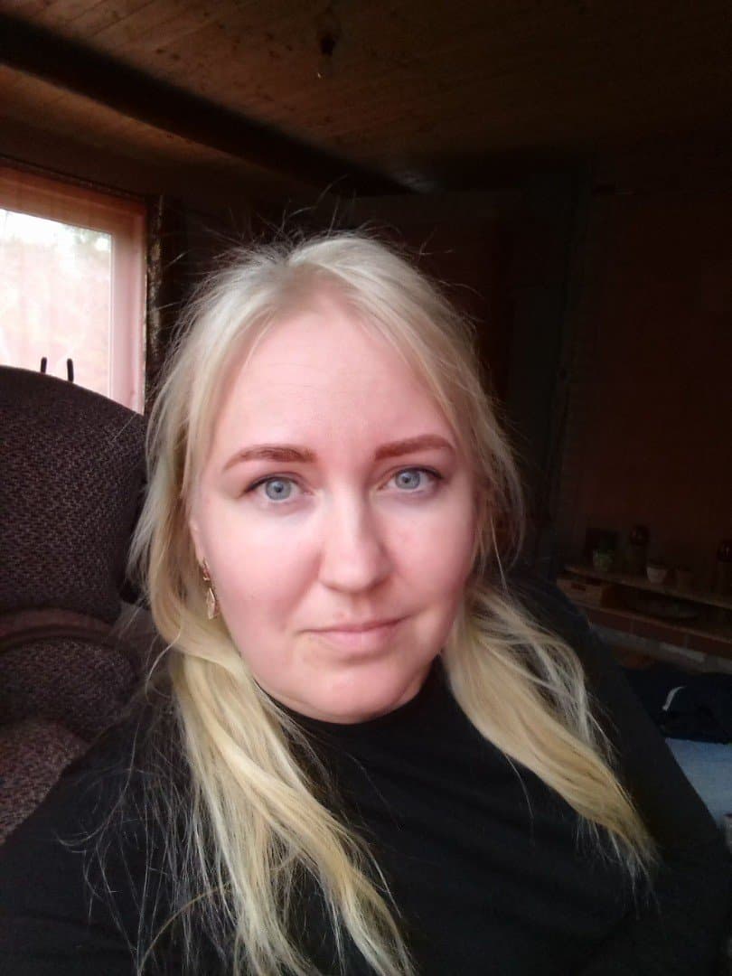 Lonely mother wants to have fun