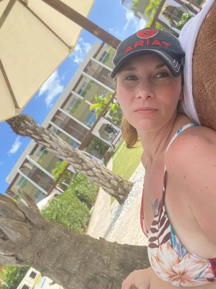 Click to view full size Rebecca Schaffer 46, Pittsburgh, contact her hubby to degrade and abuse her, contact info in post.