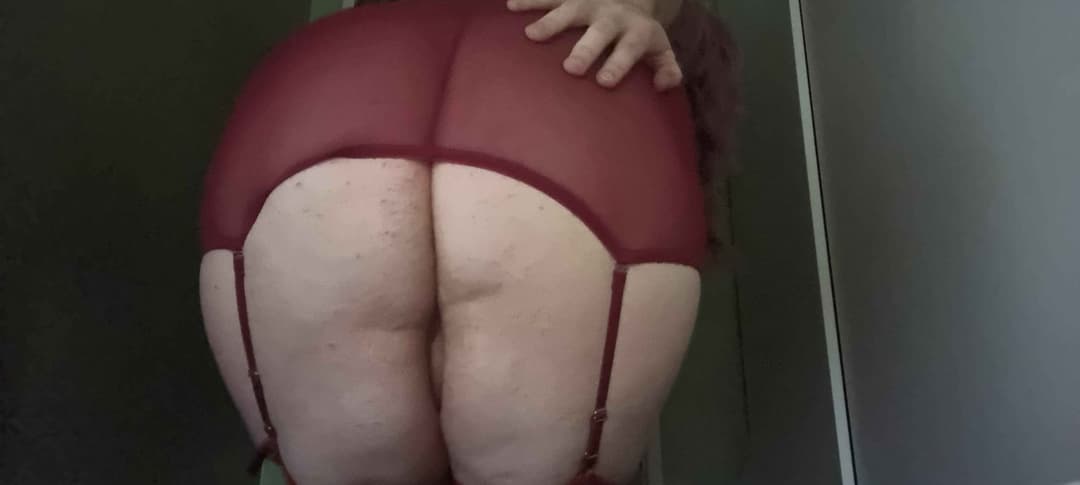 Sissy Pawg Jess relapsed again, msg her and tell her she’s meant to be a sissy slut forever