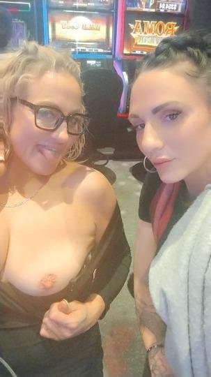 *MUST WATCH* Fat pussy meaty lips cougar old mature mom PUSHING CUM OUT HER PUSSY