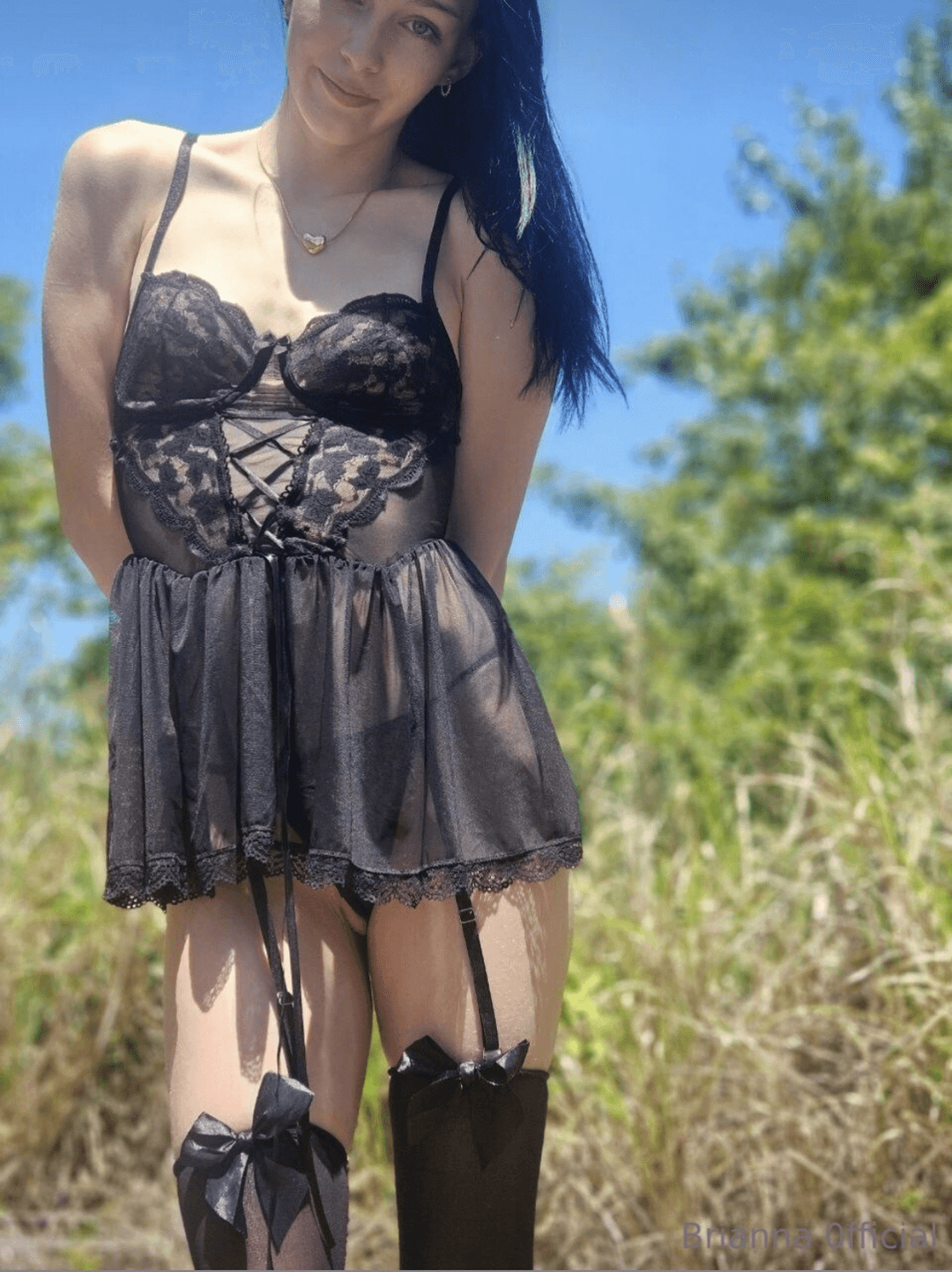 Click to view full size brianna.0fficial (Brianna Aerial) 18+ videos