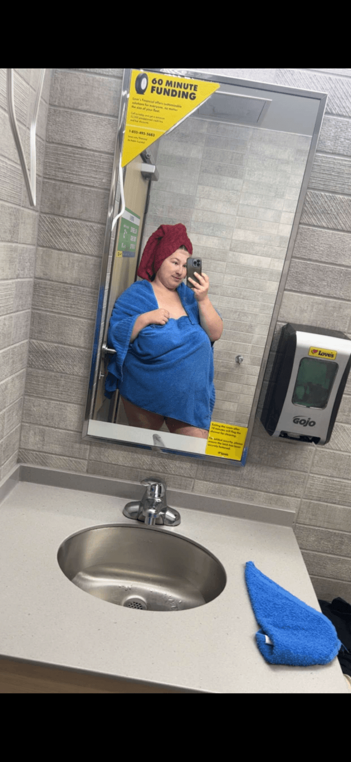 Big titty Missouri BBW FedEx Truck driver?