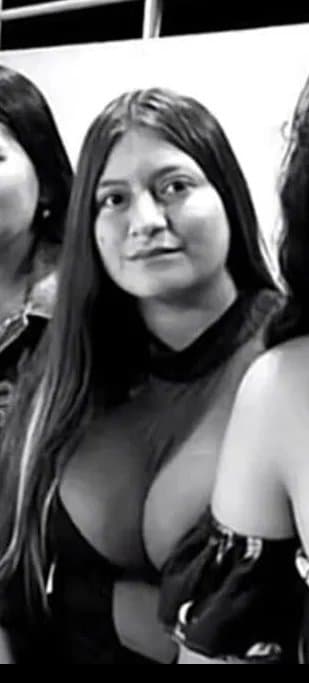 Kriss chachi tetona rica