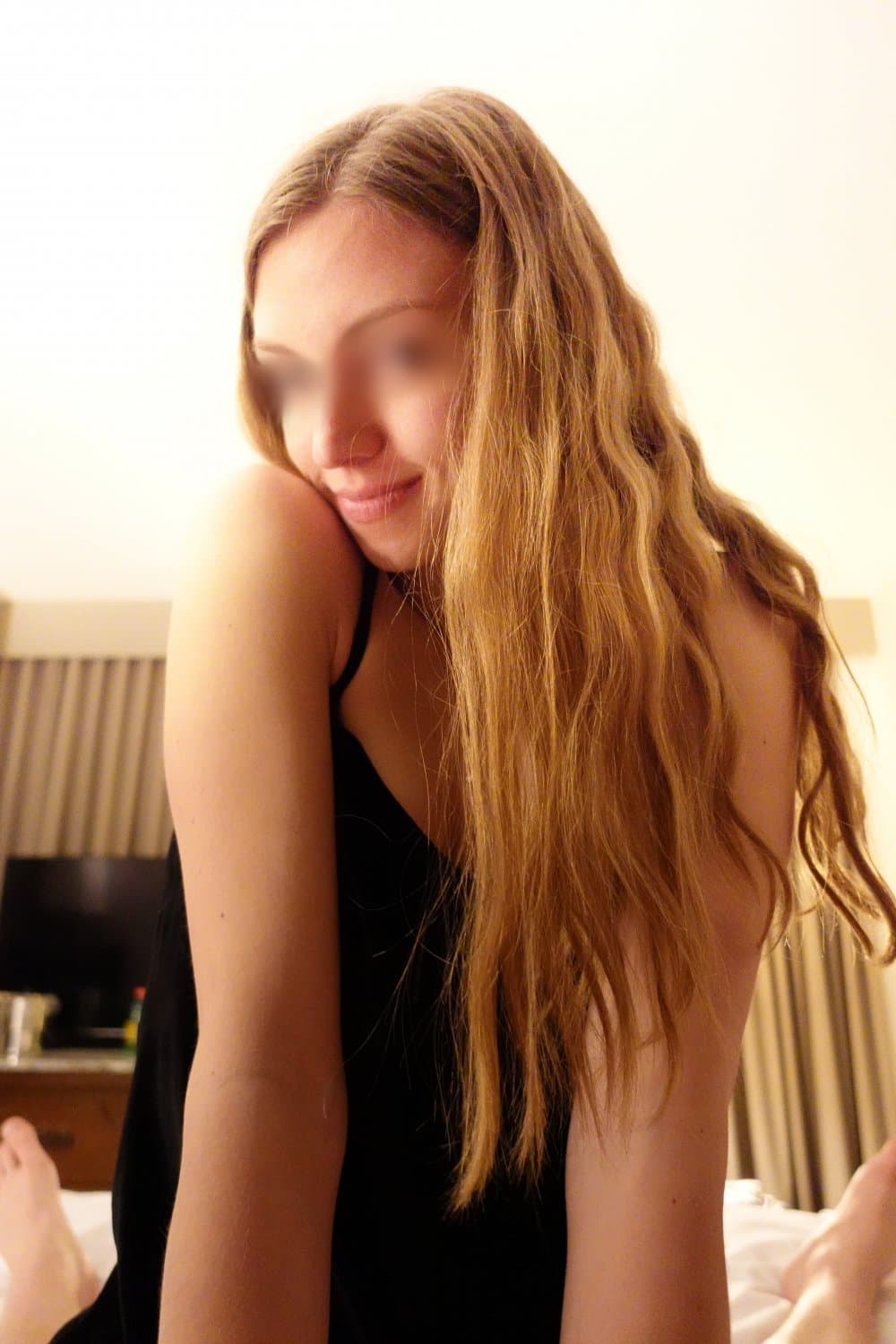 Young College Girlfriends Nude Perfect Body?