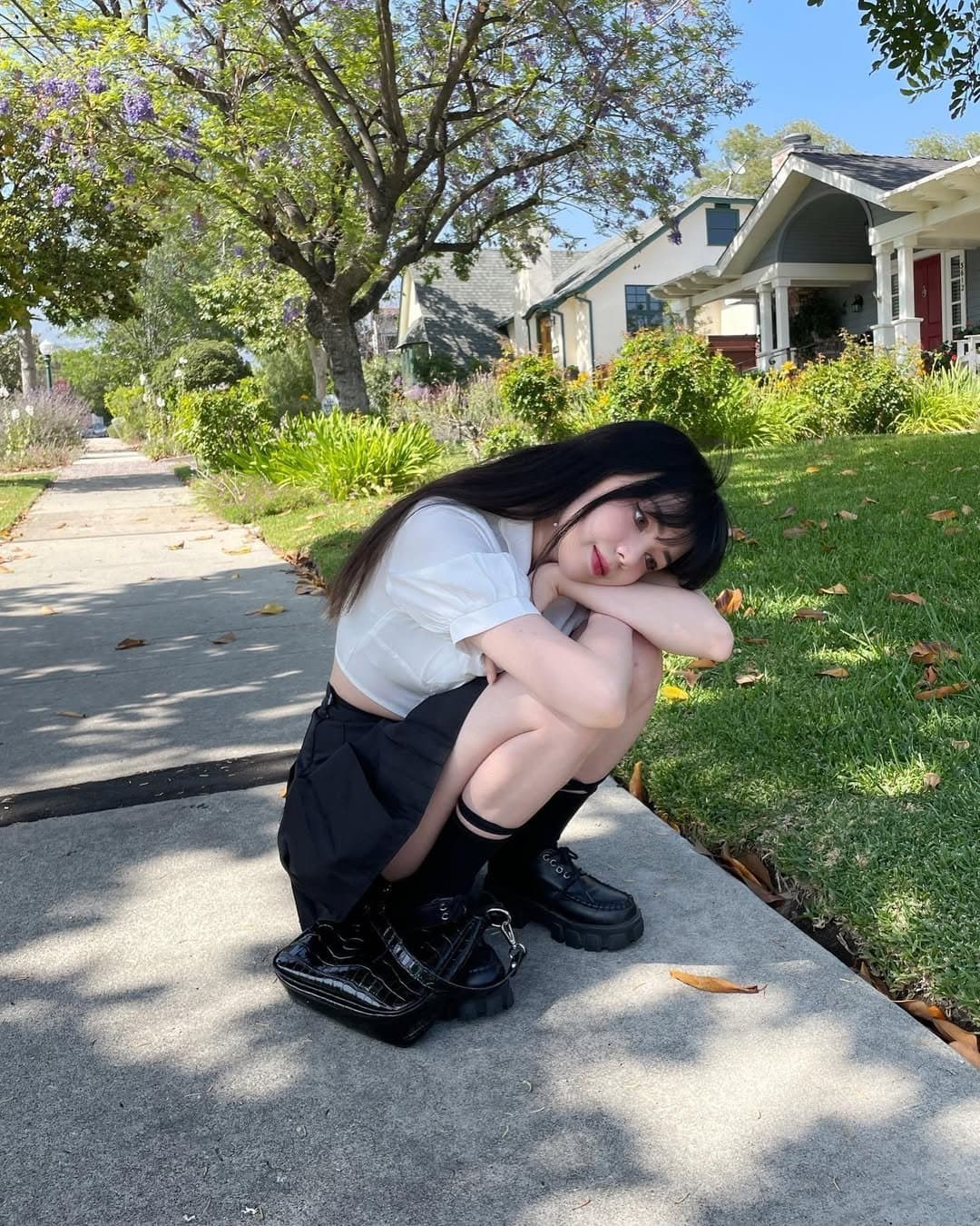 Gorgeous Japanese influencer Chelsea Misa giving head [insta: chelsea.misa]