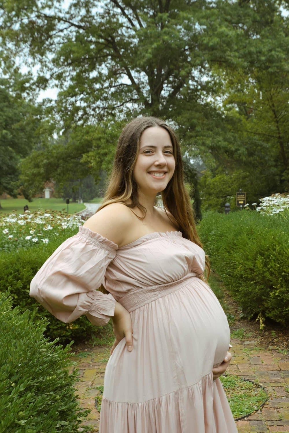 Sexy Kiersten has a great charm