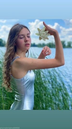 russian 25 years hot blogger part 5