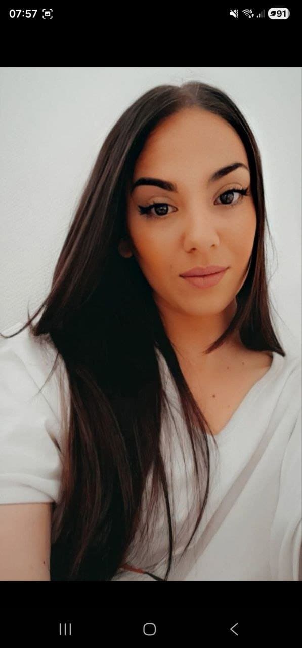 Ma grosse pute de tante qui se fais trib par plusieur gars