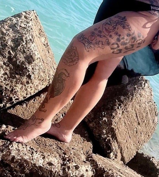 My hot neighbours tattooed feet