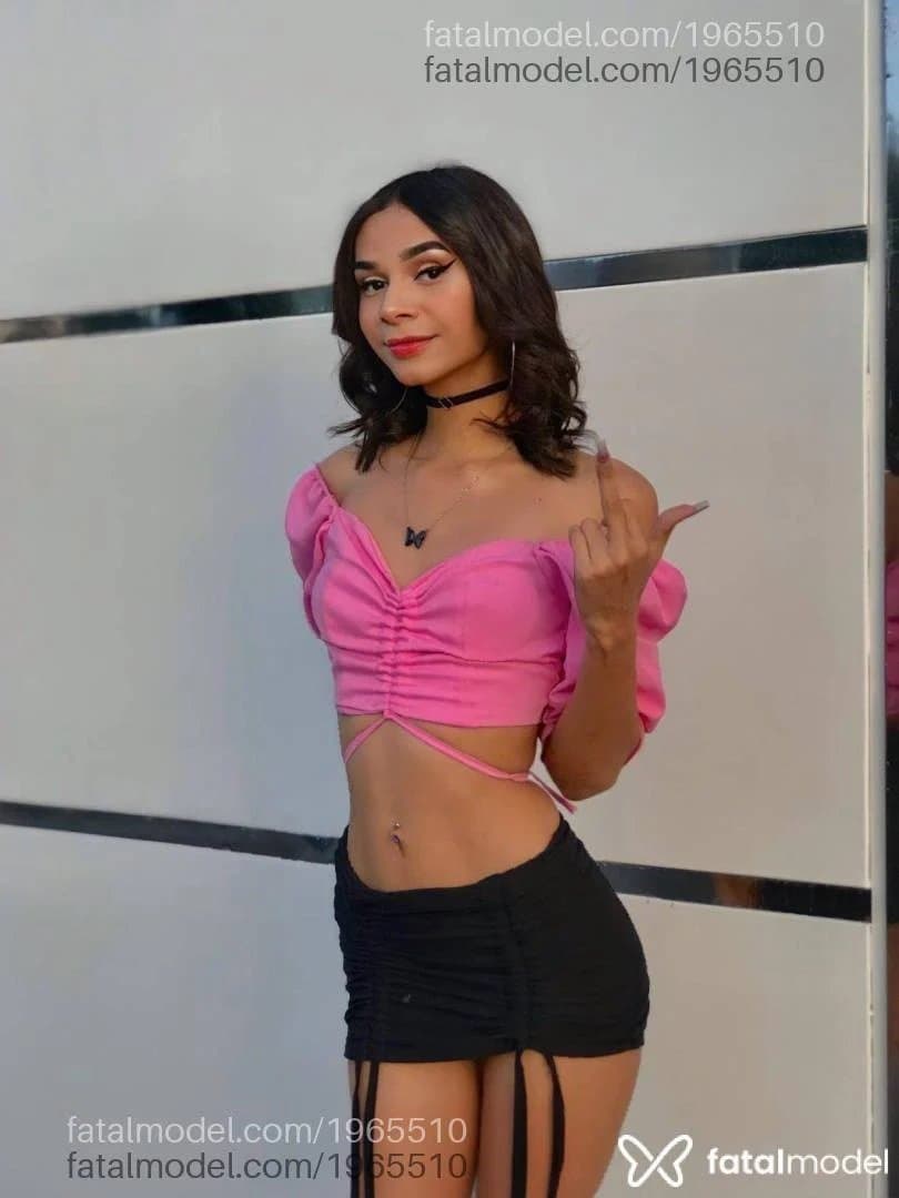 novinha trans levando no cu e gozando