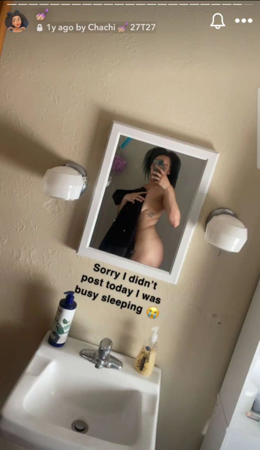 Snapchat light-skin puts out after teasing on her story. Dm for more