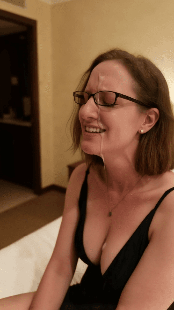 Nicole Kaiser from Bielefeld Germany born on 5 Oct. 77 Cumslut Born as Nicole Sundermann Part 3 of 3