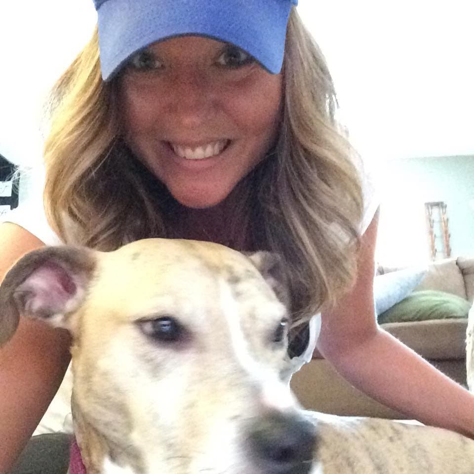 Spring breaker was happy to step out the car to show off her bee stings for G G W but not her trim